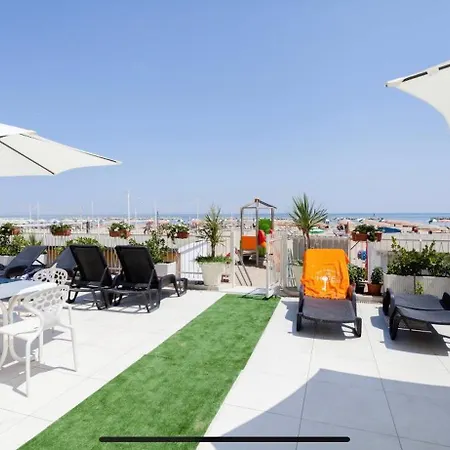 Riviera Mare Life 3* Римини