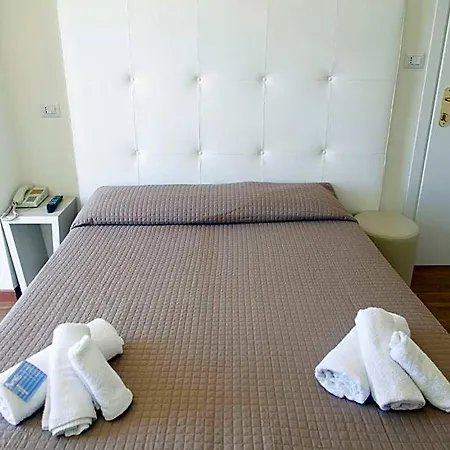 Riviera Mare Life 3* Rimini